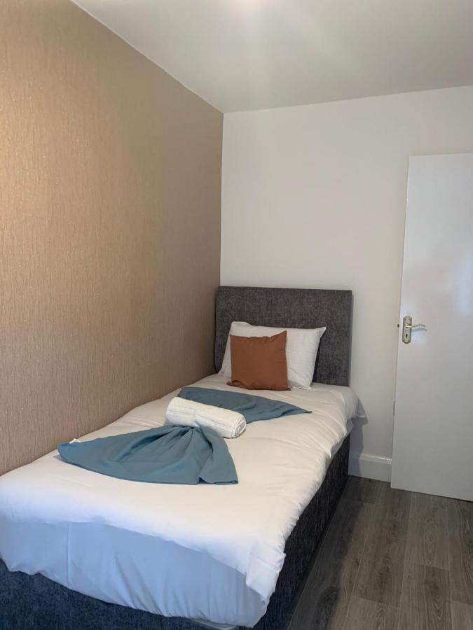 Eyre Square Lane Budget Rooms Голвей Екстер'єр фото
